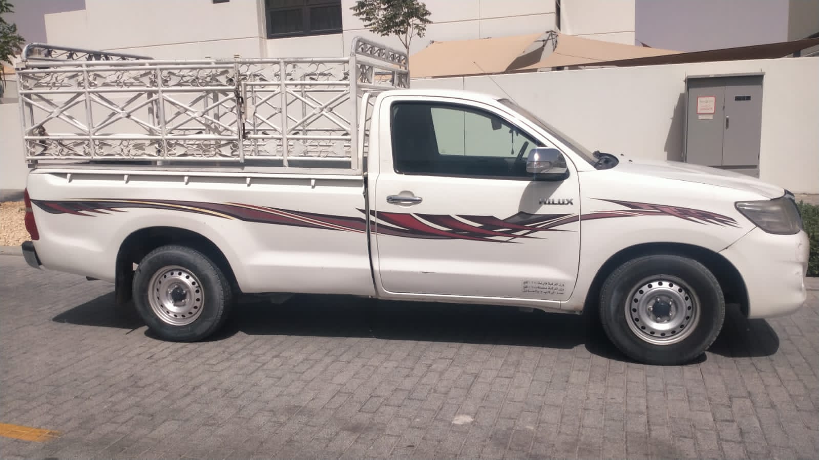 Dubai pickup truck